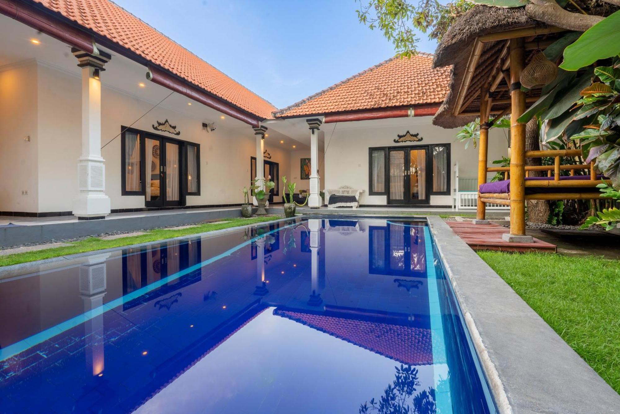 Walking To The Beach At Omahati Villa Canggu Exterior foto